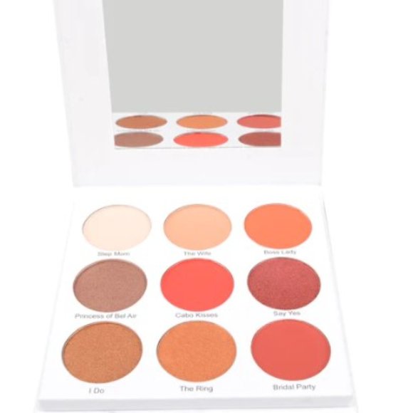 ♡ 3 Items = $25 The GROWN WOMAN PALETTE Full-size BNIB GIVE THEM LALA BEAUTY - Picture 4 of 11